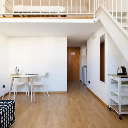 Guesthost - Apts Milano-corso Magenta Milão
