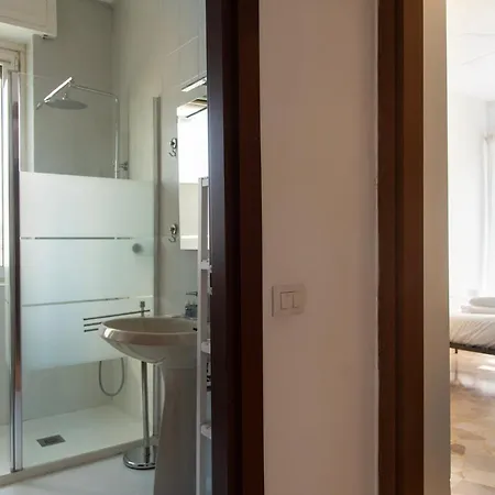 San Siro Stadium - Youhosty * Mailand