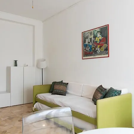 San Siro Stadium - Youhosty * Mailand