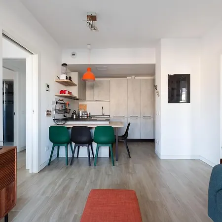 Διαμέρισμα Renovated Politecnico Terrace Apt *