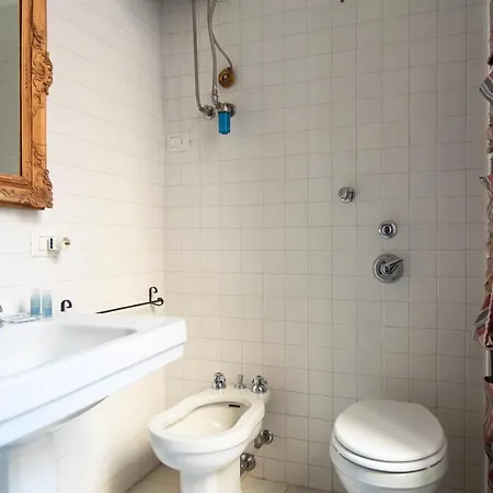 Apartment Youhosty - Ponte Vetero 21 *
