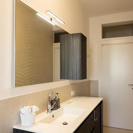 Apartment Bilocale Moderno Ed Esclusivo *