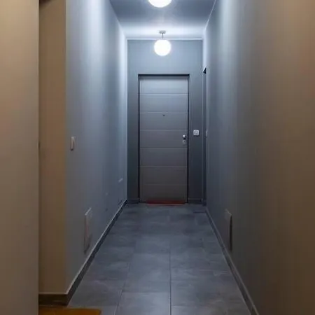 Exclusive Modern * Milão