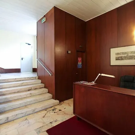 Corso Garibaldi 72 *