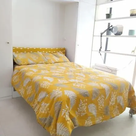 La Vetrina Sulla Citta * Milán