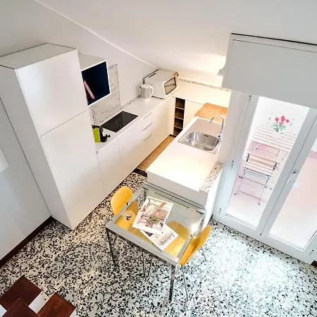 Relstay - Washington Street Apartment