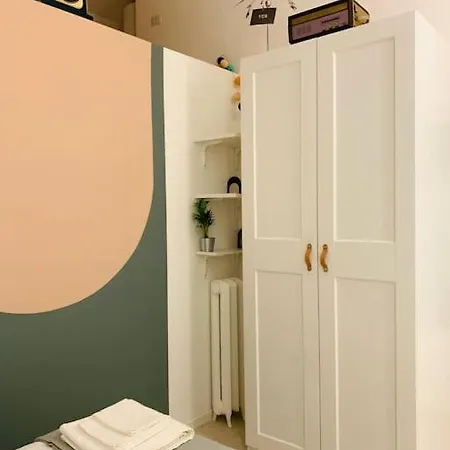 Stylish Flat In Porta Romana-fondazione Prada アパート ミラノ
