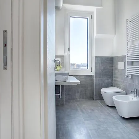 Joivy Comfy Flat With Balcony * Milan