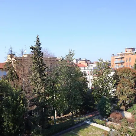 Cittastudi Elegant Bright House * Milan
