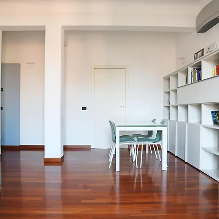 Apartment Cittastudi Elegant Bright House *