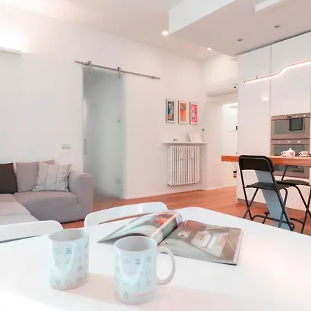 Italianway Easy - Nazario Sauro 5 * Milano