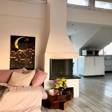 아파트 Attic 9th Floor With 2 Terrace In Center Brera With Amazing View