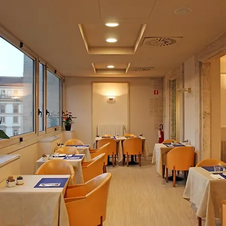 Ih Ambasciatori Hotel