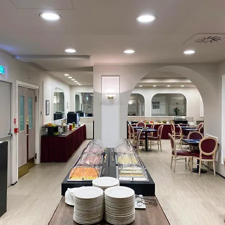 Ih Ambasciatori 4*