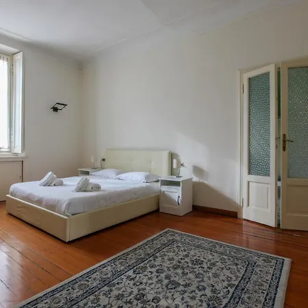 Lägenhet With Balcony - 50 M Far From Pagano M1 Milano