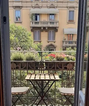 아파트 Peaceful In Porta Venezia