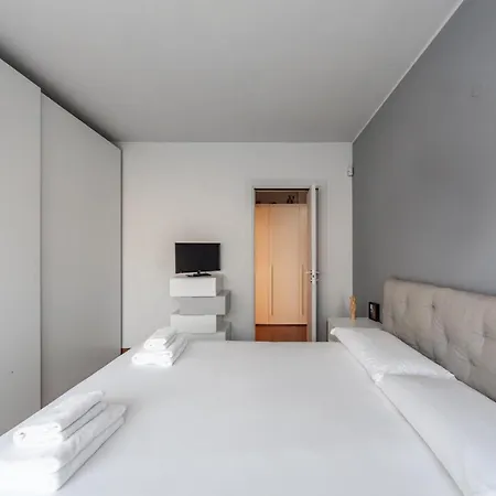 Darsena Cozy - Porta Genova M2 * Milánó