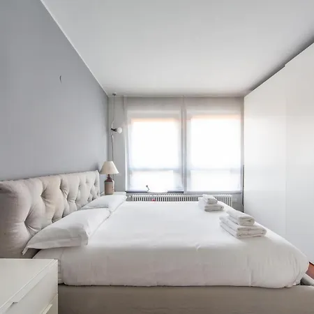 Darsena Cozy Apt - Porta Genova M2 * Milán