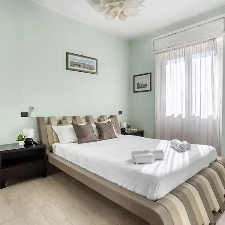 Διαμέρισμα Joivy Delightful Flat With Balcony *
