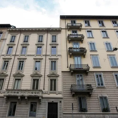 Lägenhet With Balcony - 50 M Far From Pagano M1 *