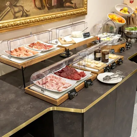 Hotel Regina 4*