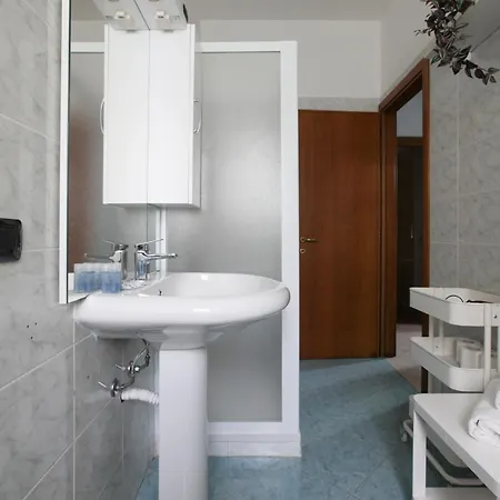 公寓 Guesthost - San Siro Stadium Garden Flat