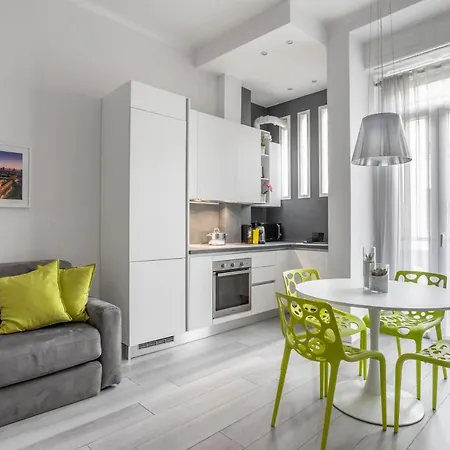 Apartament House San Siro Mediolan