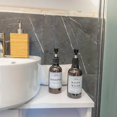 Loft Navigliwifi Netflix Szálloda