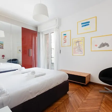 With Balcony - 50 M Far From M1 Pasteur Apartment