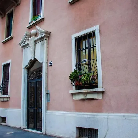 A Porta Vittoria アパート ミラノ