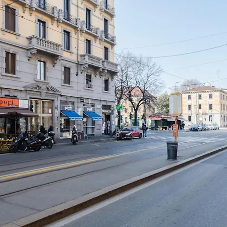 Easylife - - Vitruvio 11 - Porta Venezia Milaan
