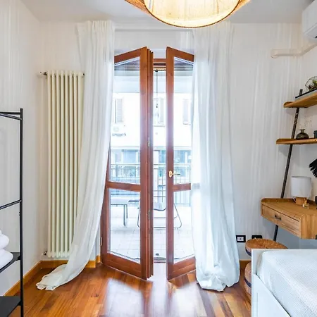 Easylife - - Lunigiana 10 - * Mediolan