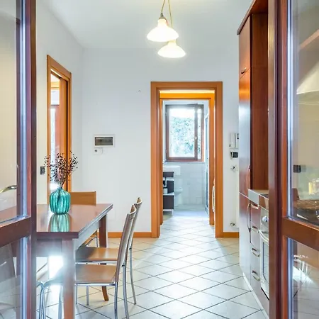 Easylife - - Lunigiana 10 - *