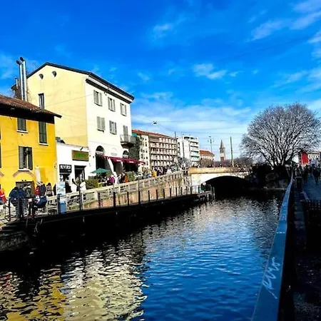 Naviglium Darsena Apartment *