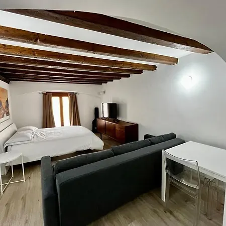 Apartment Naviglium Darsena *