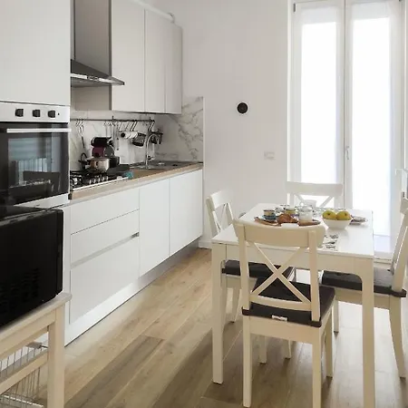 Primaticcio 6 Apartament *