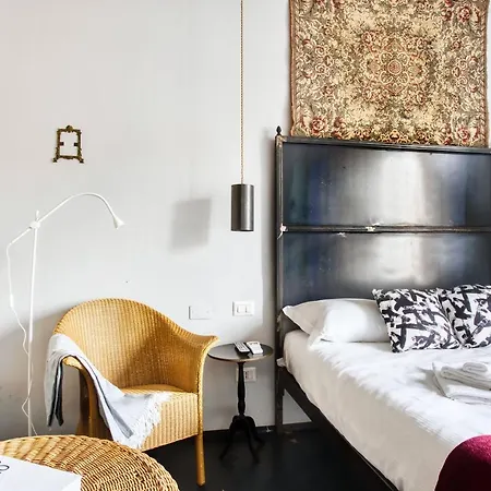 Hostmate - - Sammartini's Cave- Apartment Milan