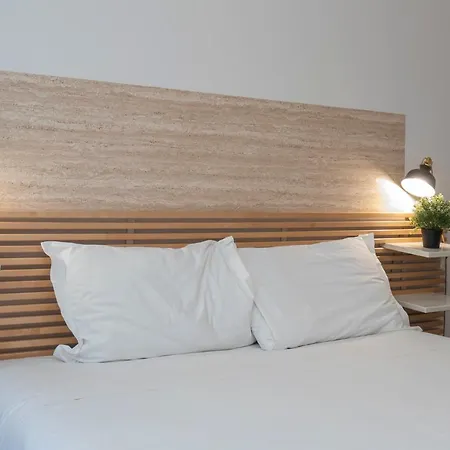 Renovated Close To Station Ponte Seveso 42 * Milan