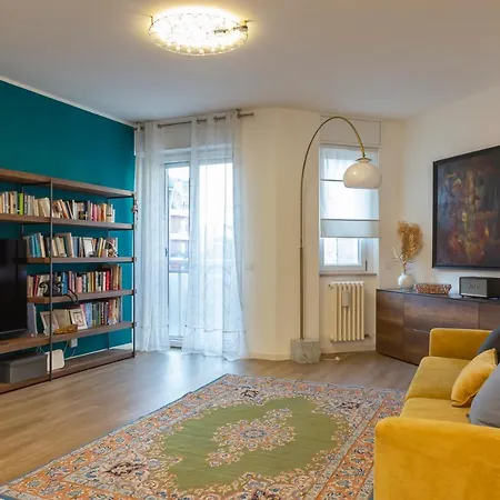 Luxury Near Navigli - Anemoni 5 * Milão