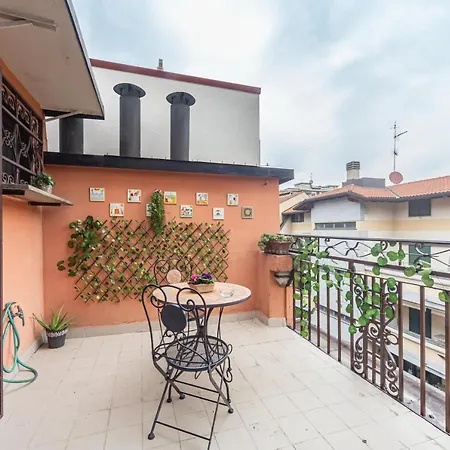 Cozy Apt With Terrace - 500 M Far From Zara M5 *