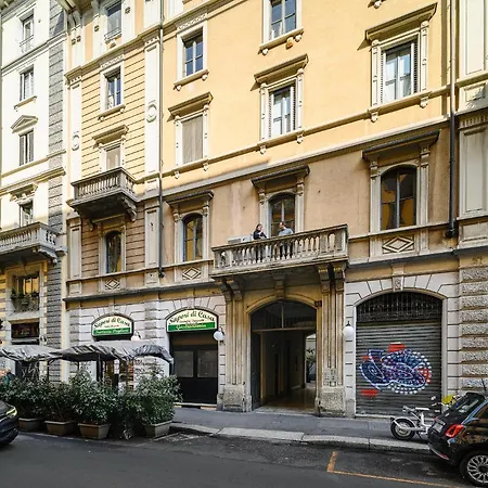 Design Attic Porta Venezia 65m2 - Self Check-in *