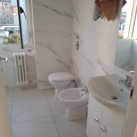 Appartamento Viale Monza Gorla M1 *