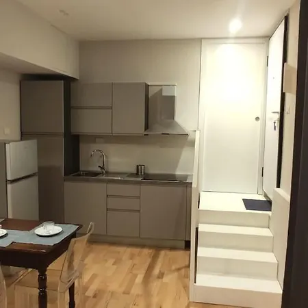 Appartement Elegante Zona Duomo Milaan