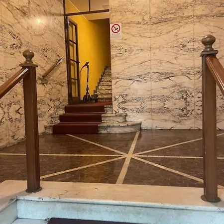 New Luxury Stunning Bilo In The Heart Of Moscova Appartement *