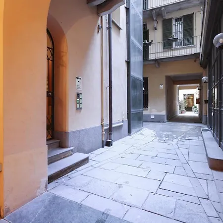Prestige Boutique Homes - Il Nido Dei Navigli Lägenhet