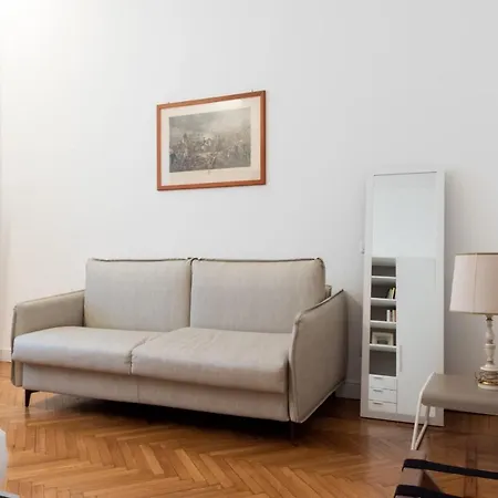 Casa Adelaide ミラノ