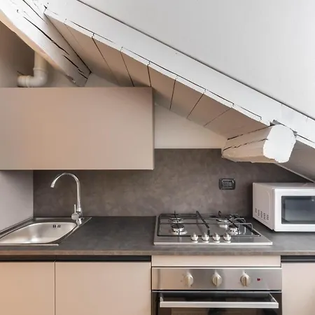 Brera Flat Near Duomo Milaan