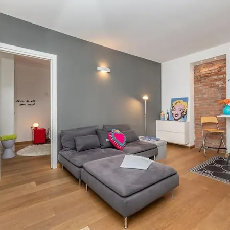 On The Roof: Bright With An Amazing View! Lejlighed