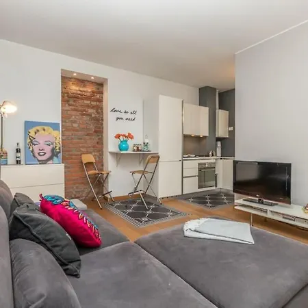 On The Roof: Bright With An Amazing View! Lejlighed *