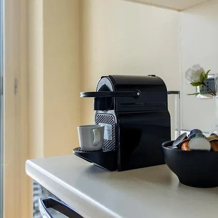 Napoleone's Nest - Elegant And Milán